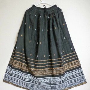 100% cotton-Hand printed full length skirt from Assam. Famous for its patterns.